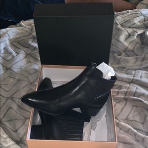 Halogen Haskylar Size 7 Boot